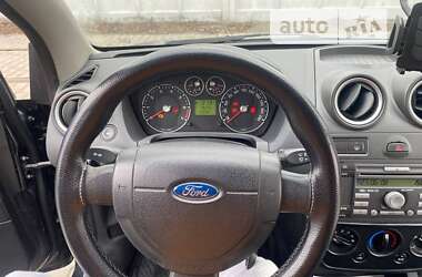 Хэтчбек Ford Fiesta 2008 в Ирпене