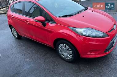 Хэтчбек Ford Fiesta 2010 в Хусте