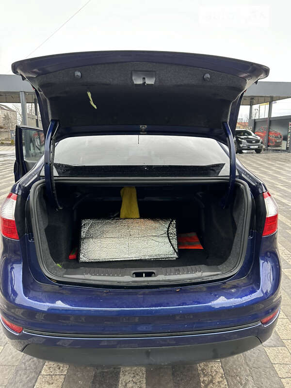 Седан Ford Fiesta 2016 в Львове