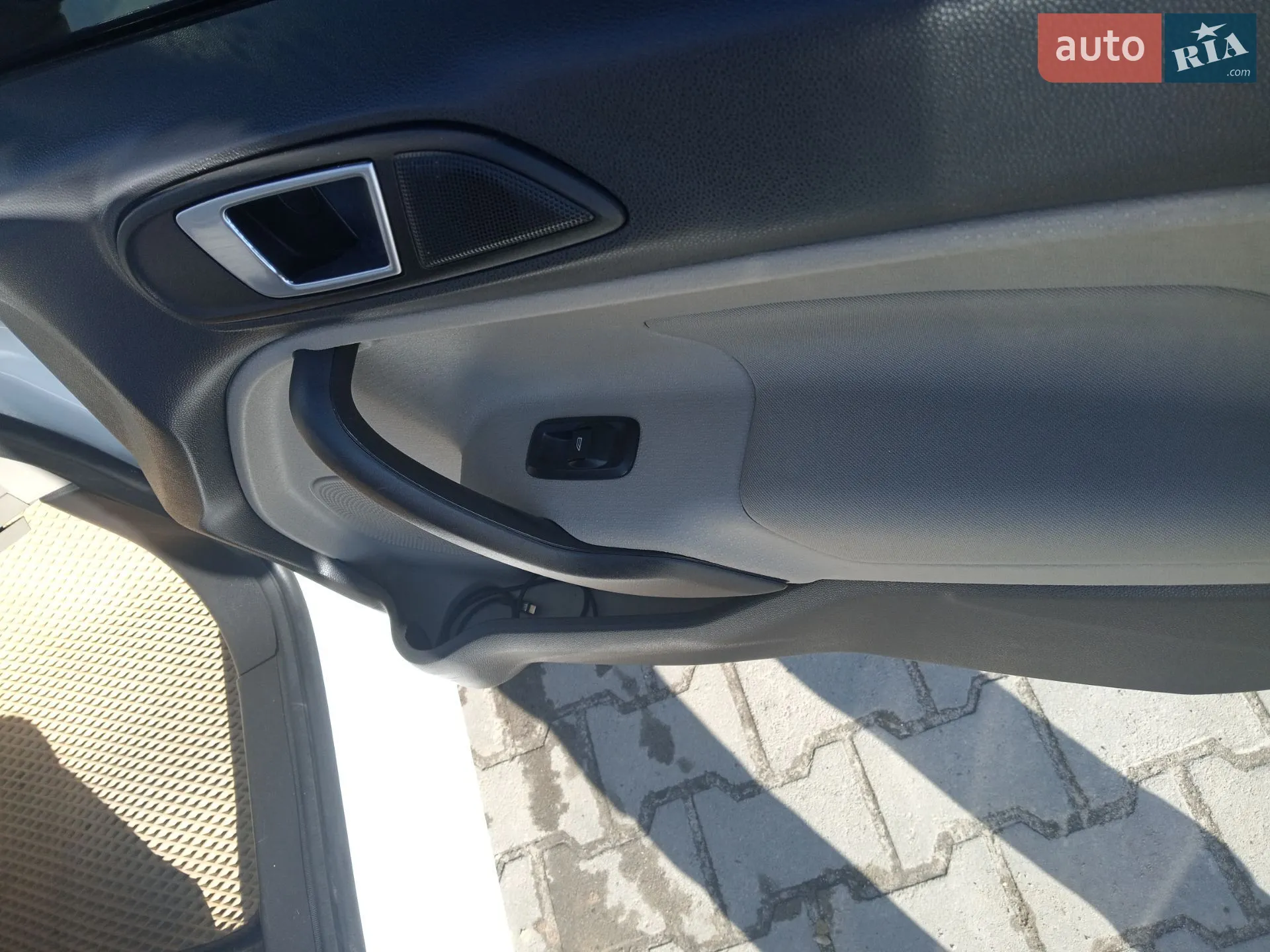 2016 Ford Fiesta - мініатюра 8