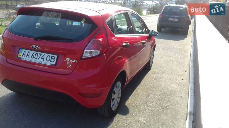 Хэтчбек Ford Fiesta 2013 в Киеве фото 4 Хэтчбек Ford Fiesta 2013 в Киеве