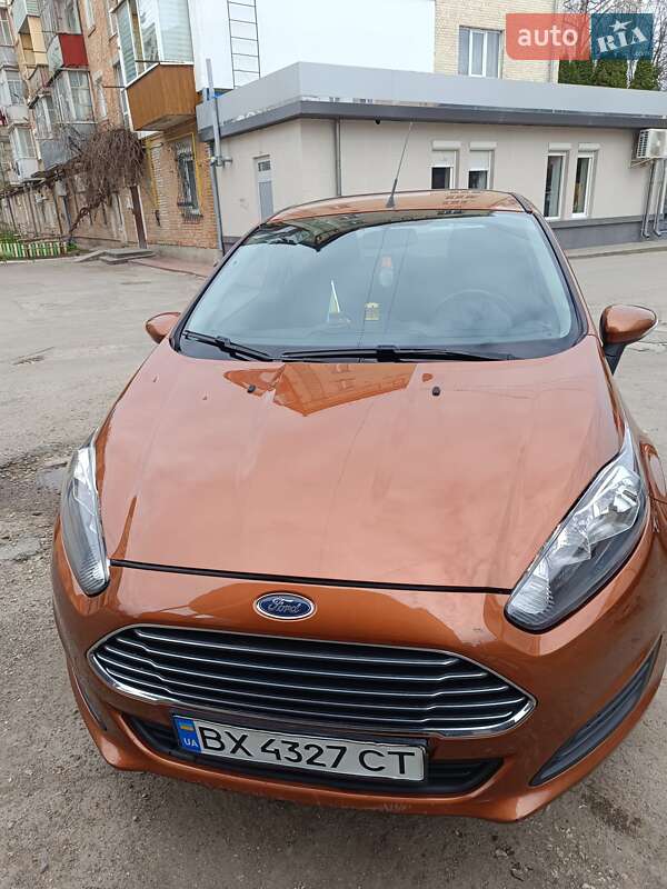 Хэтчбек Ford Fiesta 2013 в Волочиске