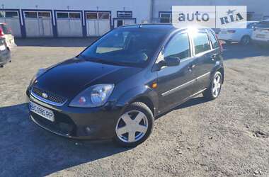 Хэтчбек Ford Fiesta 2008 в Львове