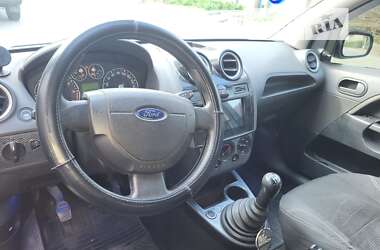 Хэтчбек Ford Fiesta 2006 в Одессе