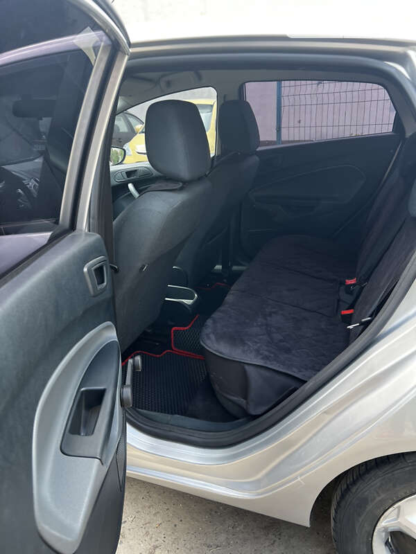 Хэтчбек Ford Fiesta 2010 в Львове фото 8 Хэтчбек Ford Fiesta 2010 в Львове