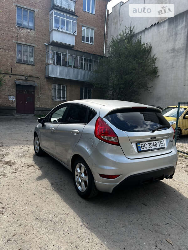 Хэтчбек Ford Fiesta 2010 в Львове фото 7 Хэтчбек Ford Fiesta 2010 в Львове
