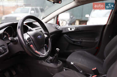 Хэтчбек Ford Fiesta 2016 в Львове