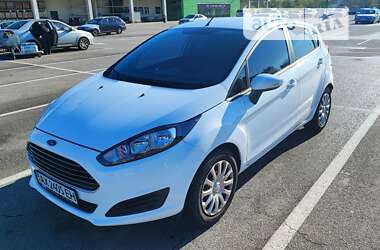 Хетчбек Ford Fiesta 2014 в Києві