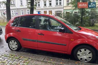 Хэтчбек Ford Fiesta 2006 в 