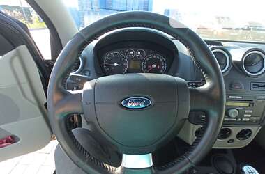 Хэтчбек Ford Fiesta 2006 в Боярке