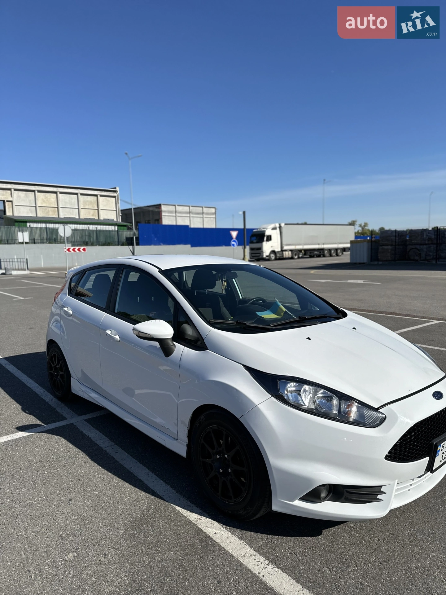 2013 Ford Fiesta - мініатюра 2