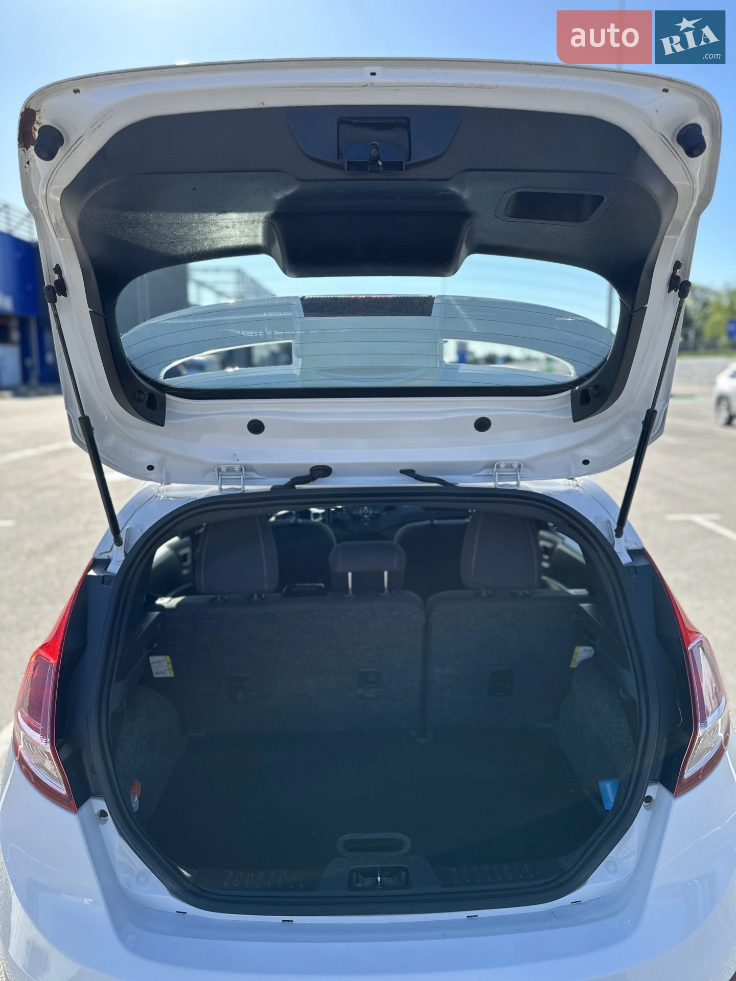 2013 Ford Fiesta - мініатюра 5