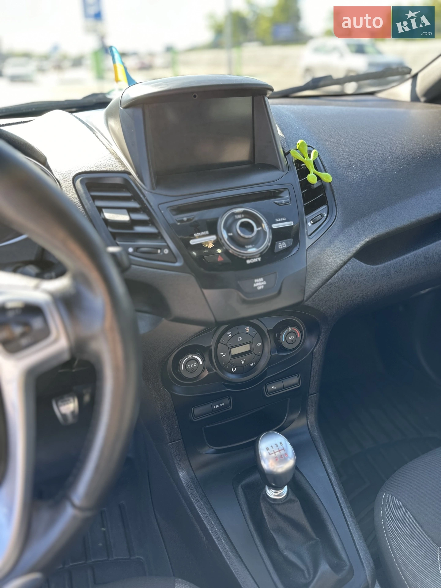 2013 Ford Fiesta - мініатюра 7