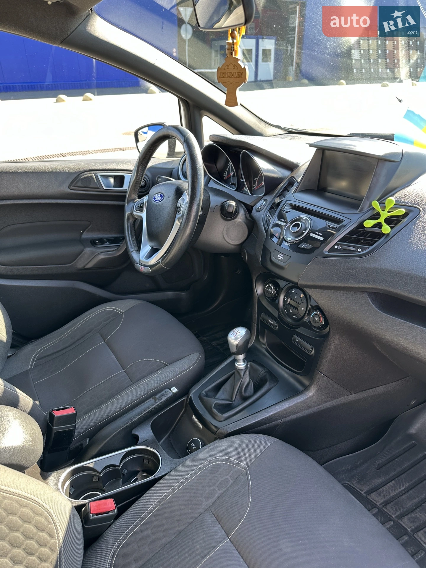 2013 Ford Fiesta - мініатюра 11