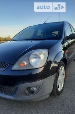 Хетчбек Ford Fiesta 2008 в Дніпрі