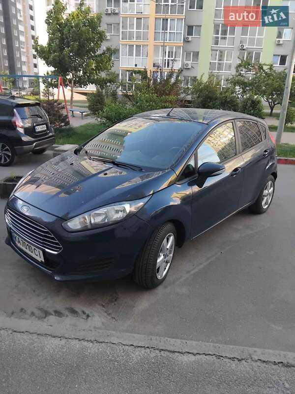 Хэтчбек Ford Fiesta 2013 в Киеве фото 8 Хэтчбек Ford Fiesta 2013 в Киеве