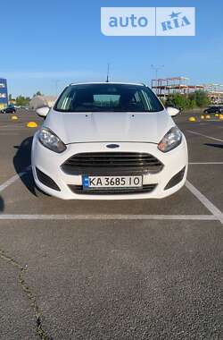 Хэтчбек Ford Fiesta 2014 в Киеве