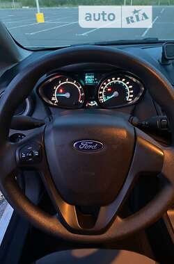 Хэтчбек Ford Fiesta 2017 в Ровно