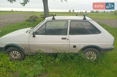 Хэтчбек Ford Fiesta 1986 в Чернигове