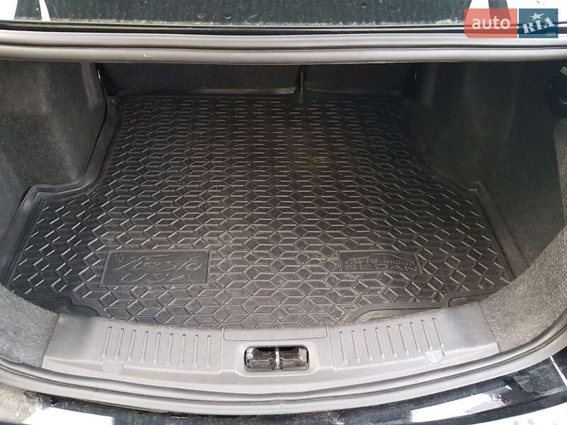 Седан Ford Fiesta 2019 в Киеве