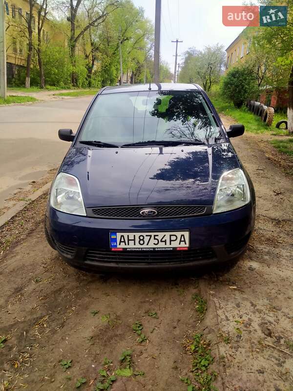 Хэтчбек Ford Fiesta 2002 в Краматорске