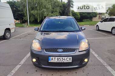 Хэтчбек Ford Fiesta 2008 в Ивано-Франковске