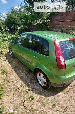 Хэтчбек Ford Fiesta 2005 в Константиновке