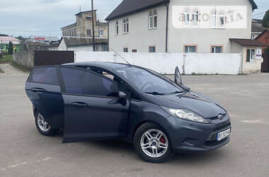 Хетчбек Ford Fiesta 2010 в Білогір'ї