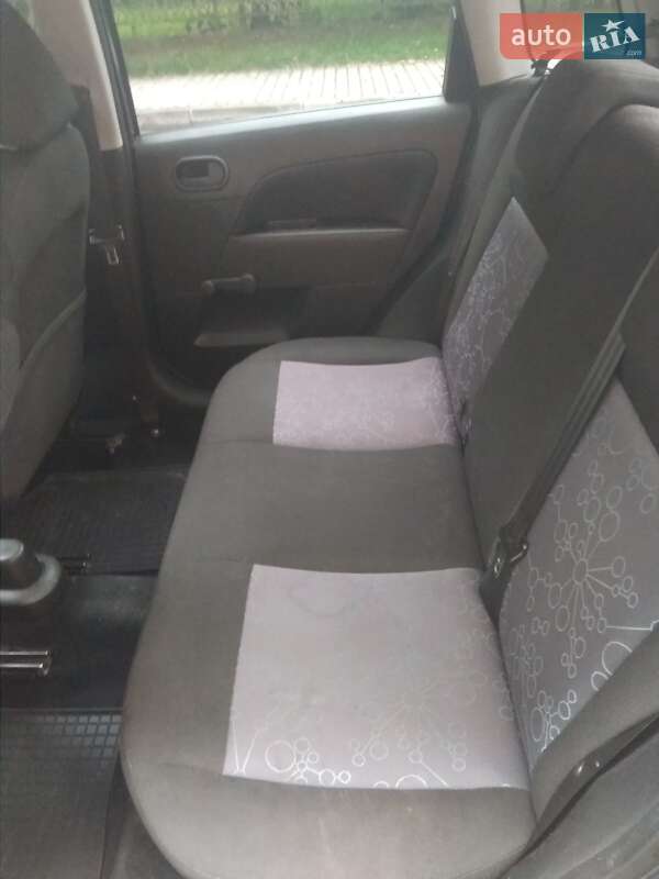 Хэтчбек Ford Fiesta 2007 в Ивано-Франковске