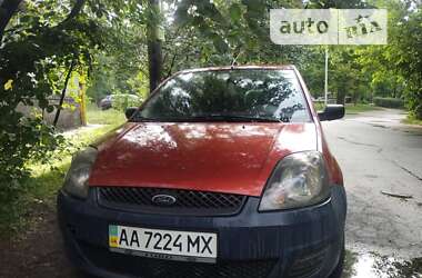 Хэтчбек Ford Fiesta 2006 в 