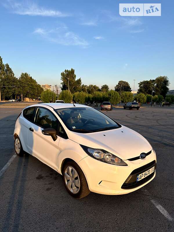 Хэтчбек Ford Fiesta 2011 в Запорожье