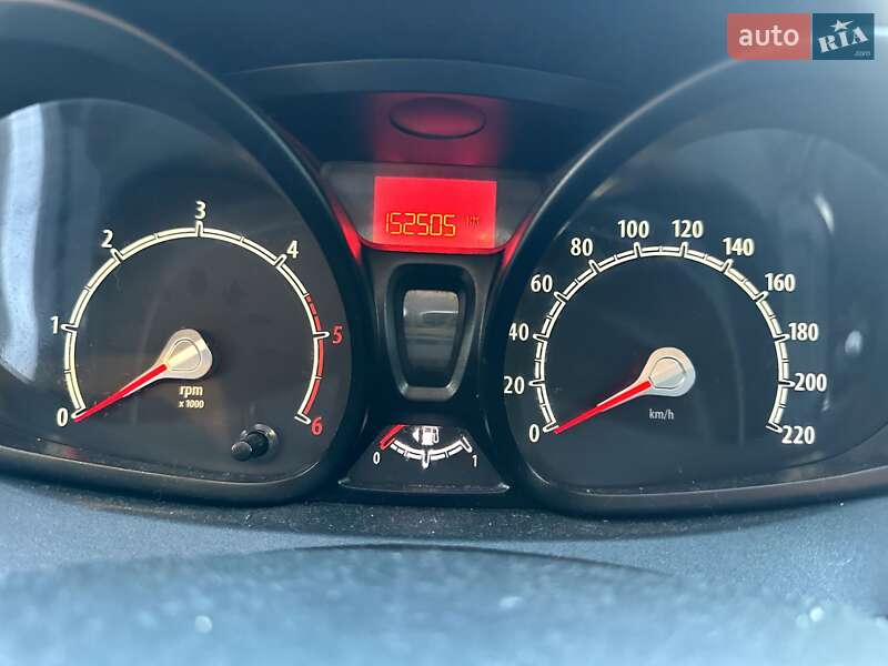 Хэтчбек Ford Fiesta 2011 в Запорожье