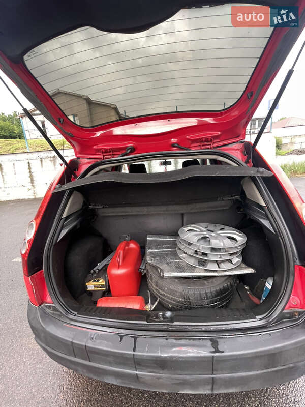 Хэтчбек Ford Fiesta 2007 в Ужгороде фото 2 Хэтчбек Ford Fiesta 2007 в Ужгороде