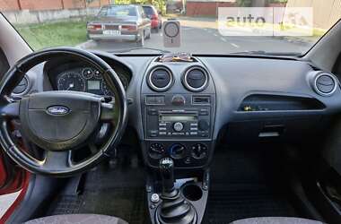 Хетчбек Ford Fiesta 2006 в Києві