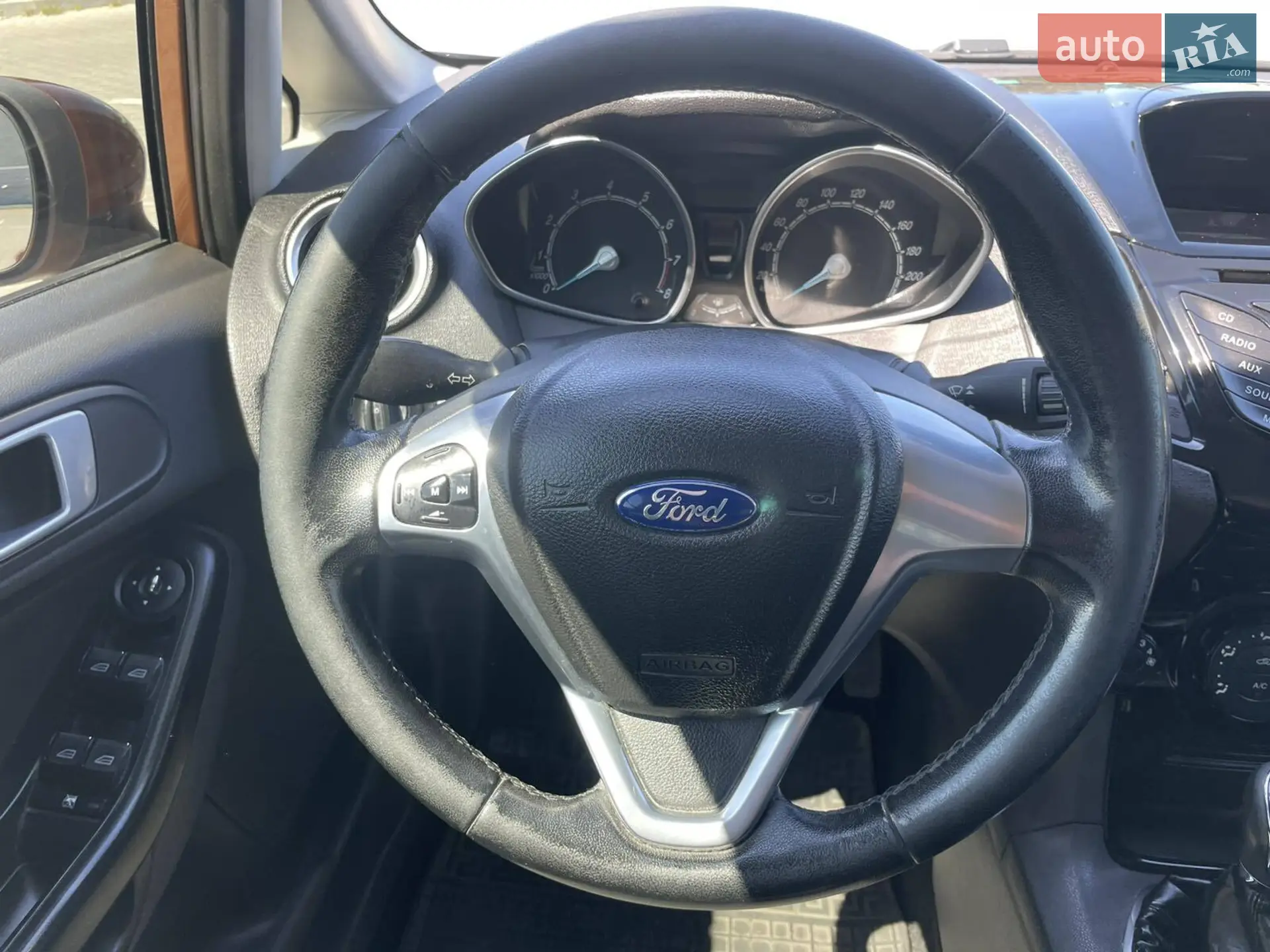 2013 Ford Fiesta - мініатюра 12