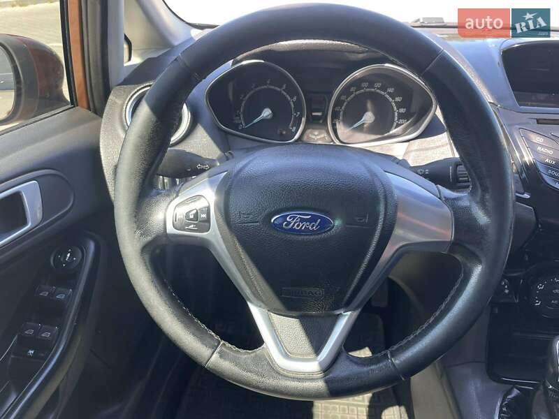 Хэтчбек Ford Fiesta 2013 в Киеве