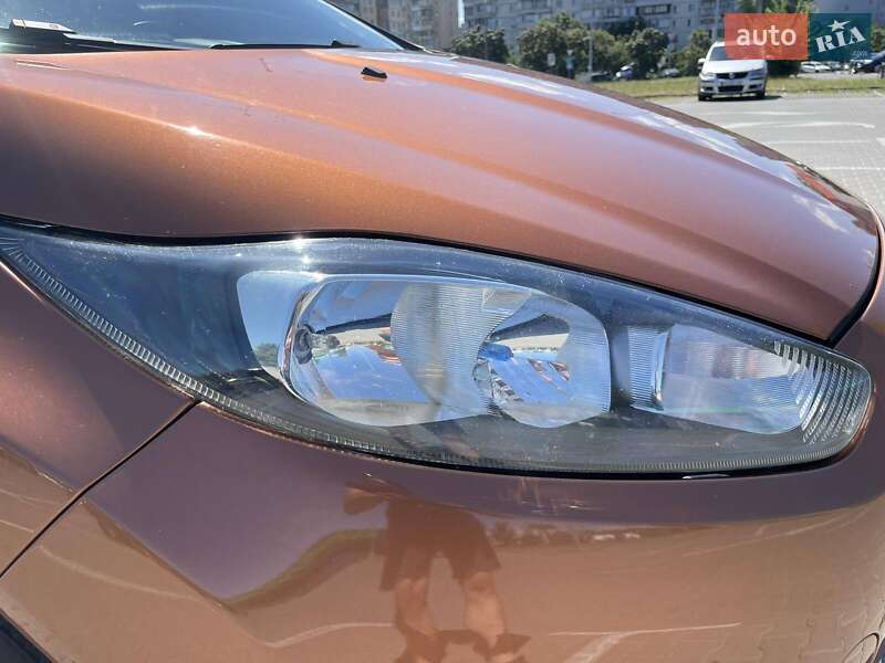 Хэтчбек Ford Fiesta 2013 в Киеве