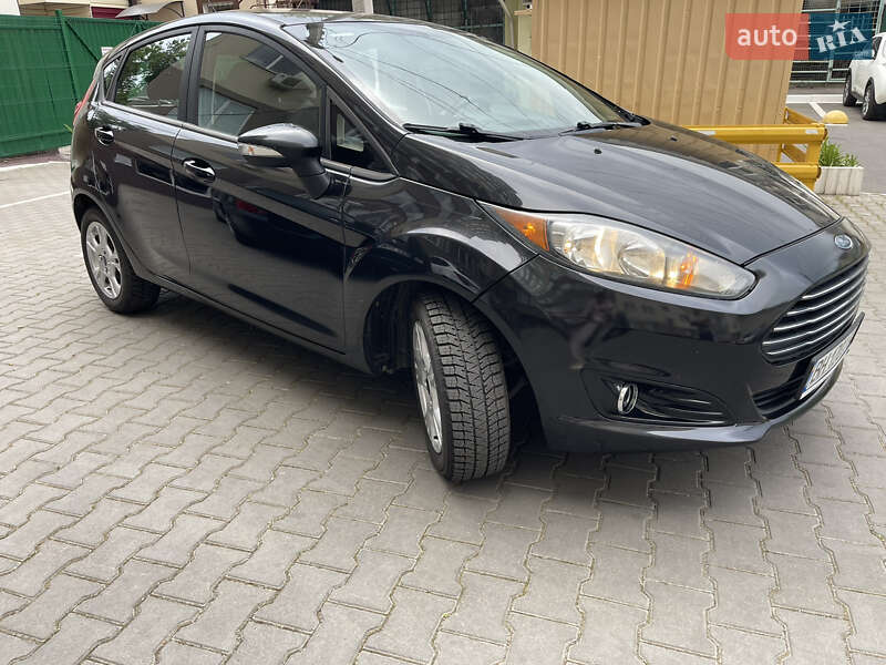 Хэтчбек Ford Fiesta 2013 в Одессе