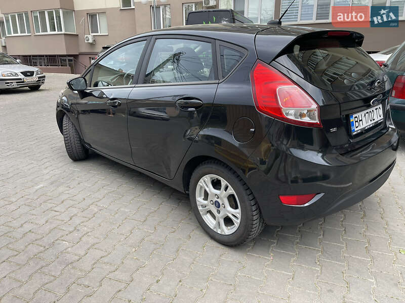 Хэтчбек Ford Fiesta 2013 в Одессе