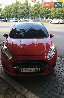 Хэтчбек Ford Fiesta 2013 в 
