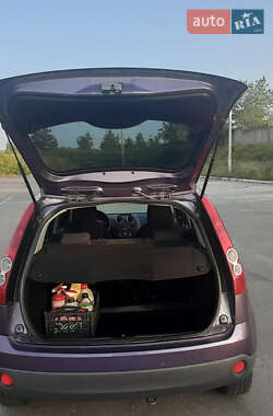 Хэтчбек Ford Fiesta 2008 в 