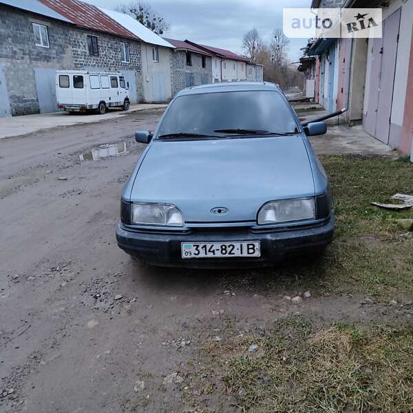 Хэтчбек Ford Fiesta 1988 в Ивано-Франковске