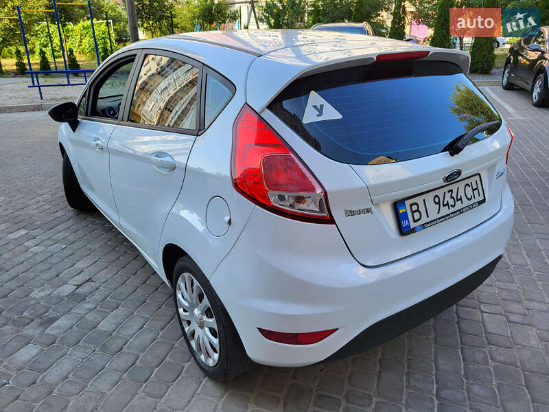 Хэтчбек Ford Fiesta 2016 в Кременчуге фото 9 Хэтчбек Ford Fiesta 2016 в Кременчуге