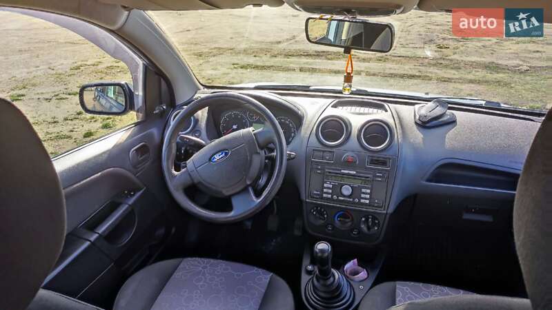 Хэтчбек Ford Fiesta 2007 в Дубровице фото 9 Хэтчбек Ford Fiesta 2007 в Дубровице