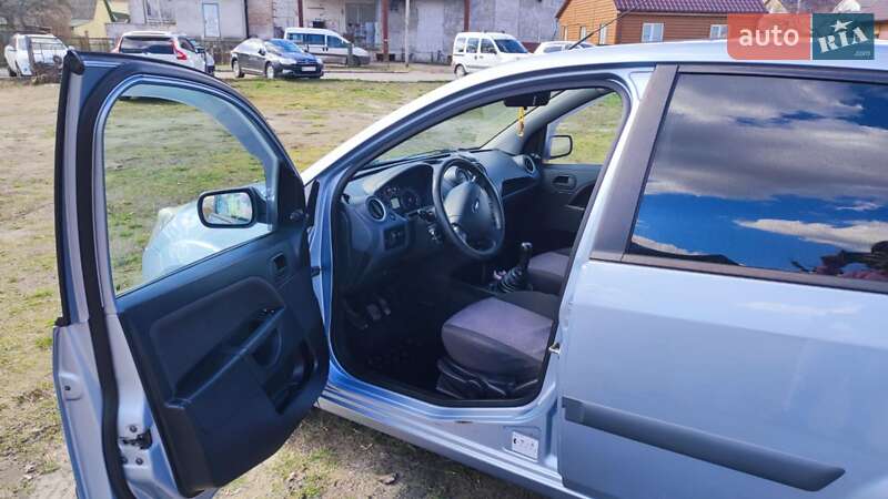 Хэтчбек Ford Fiesta 2007 в Дубровице фото 17 Хэтчбек Ford Fiesta 2007 в Дубровице