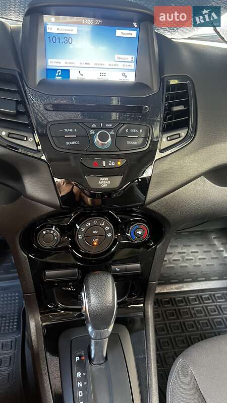 Хэтчбек Ford Fiesta 2019 в Запорожье