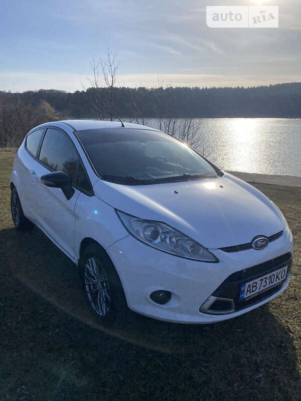 Хетчбек Ford Fiesta 2010 в Зеленодольську