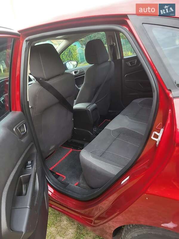 Седан Ford Fiesta 2013 в Одессе