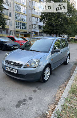 Хетчбек Ford Fiesta 2006 в Києві