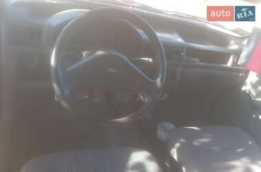 Хэтчбек Ford Fiesta 1990 в 